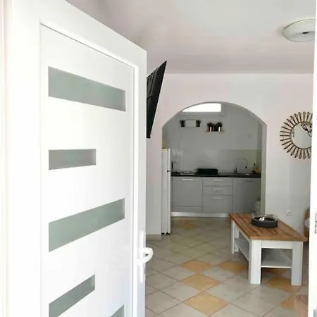 Apartment L&d *